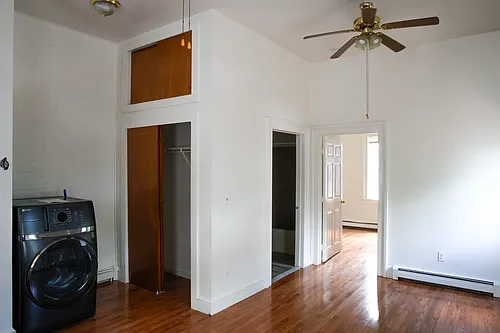 11 Wurts St #17 Photo 1