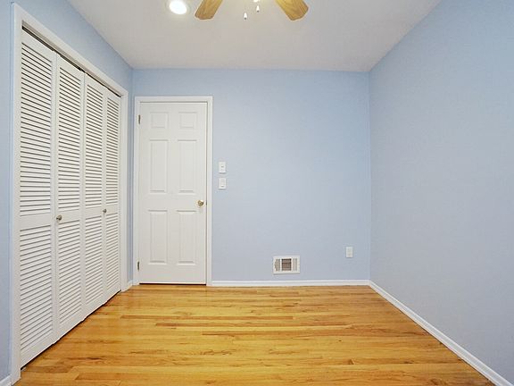 5th image of 3439 Hylan Blvd