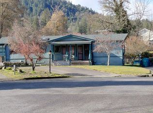 421 Bayard Dr, Merlin, OR 97527