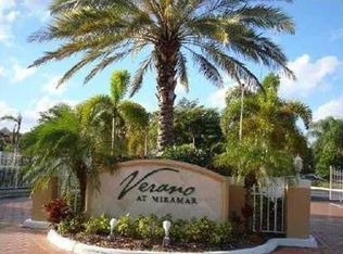 2184 SW 80th Ter, Hollywood, FL 33025