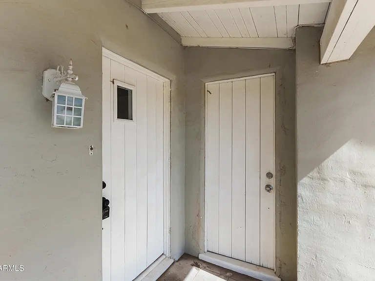 919 N Gilbert Ave — Photo 21