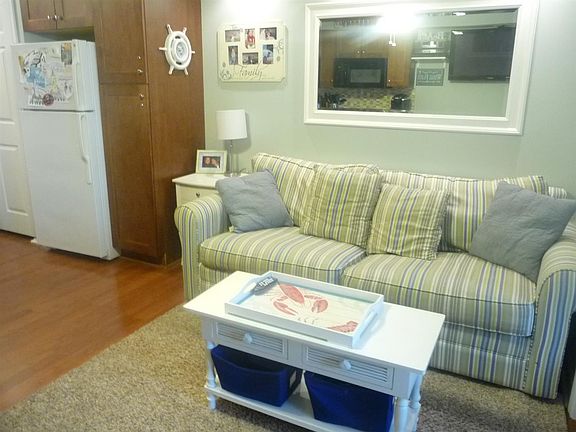 4th image of 500 Kennedy Dr #218