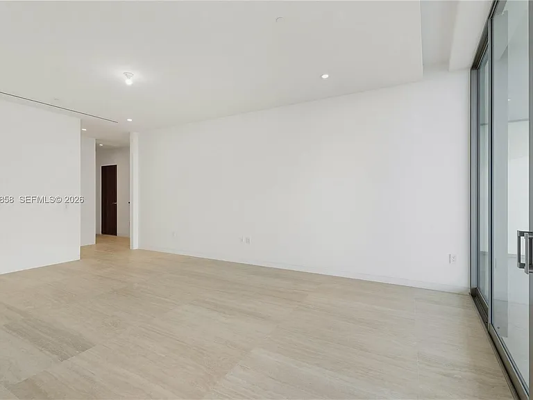5 Grove Isle Dr #L502 — Photo 51