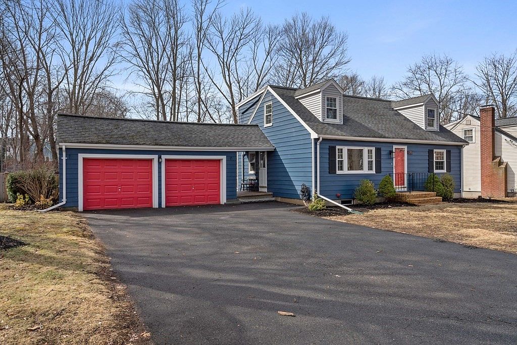 175 Stone St, Walpole, MA 02081 Zillow