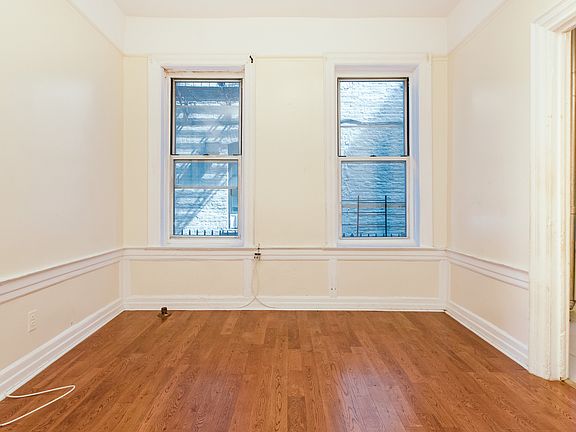 2nd image of 1625 Park Pl APT 6