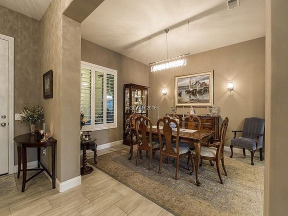 5th image of 4603 Heartstone Cir