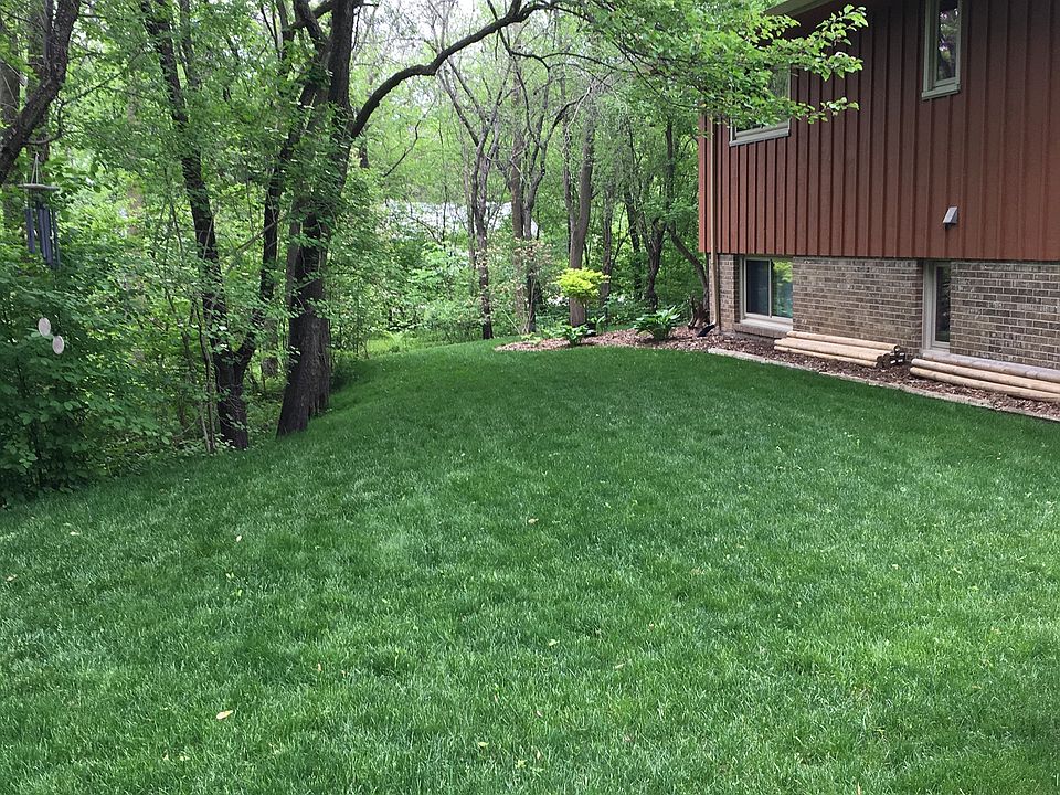 2nd image of 4734 Knollwood Dr W