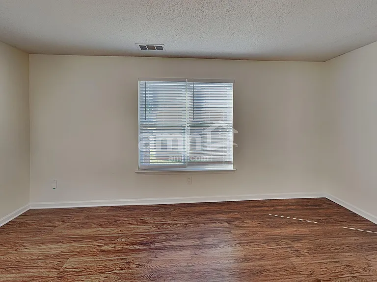 3013 Summer Breeze Dr — Photo 8