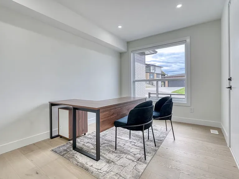 Oak Barrel Pl W — Photo 7