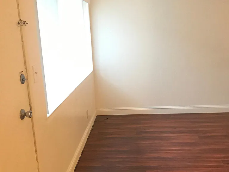 1146 Washington Ave #3 — Photo 6