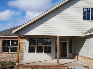 2379 S Cobalt Ave, Fayetteville, AR 72701
