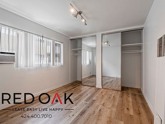 3rd image of 8747 3/4 Sepulveda Blvd #207