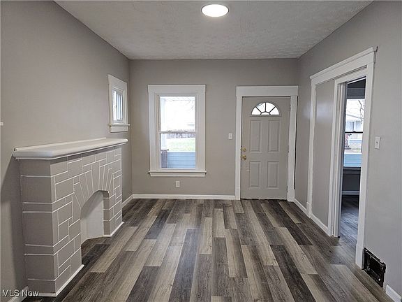 5th image of 3604 W 47th St