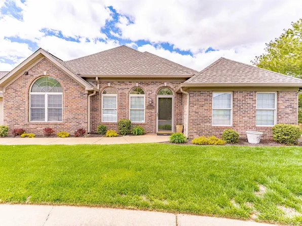 8113 Wyntree Villas Dr, Newburgh, IN 47630