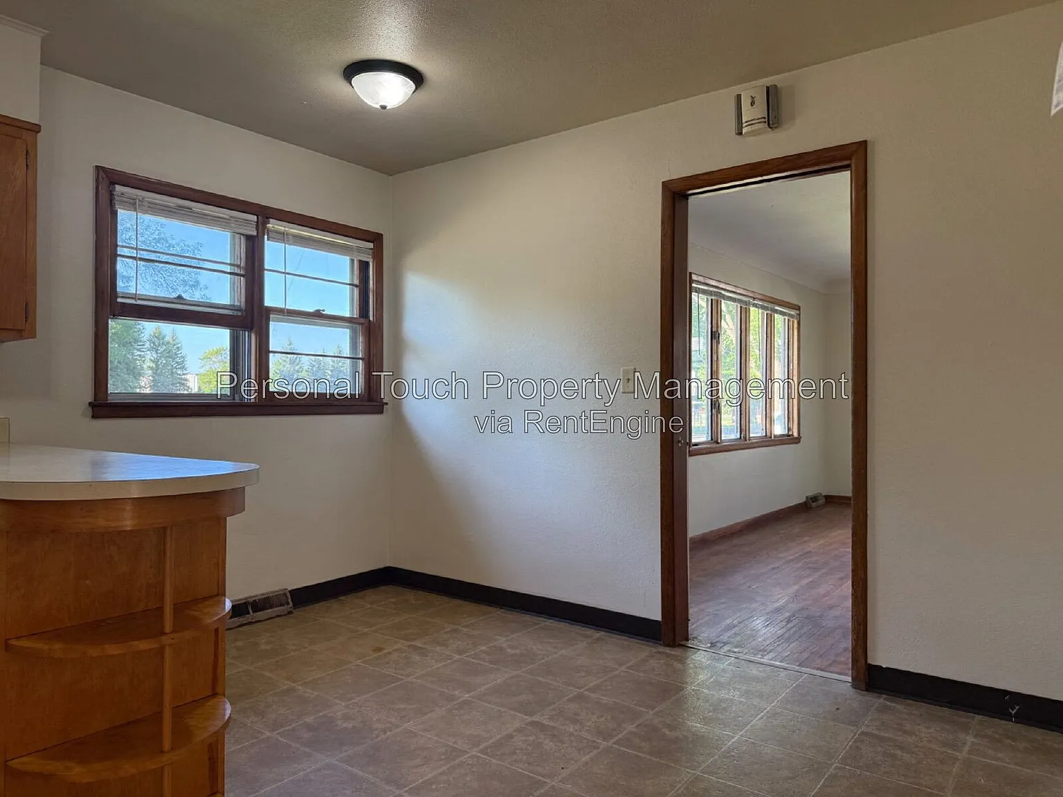 4 bed, 2.0 bath, 2000 sqft, $1,795 — Photo 4