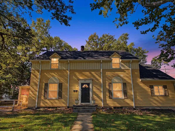 501 Fairchild Ter, Manhattan, KS 66502