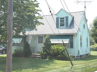 135 Preston Ave, Cranston, RI 02920