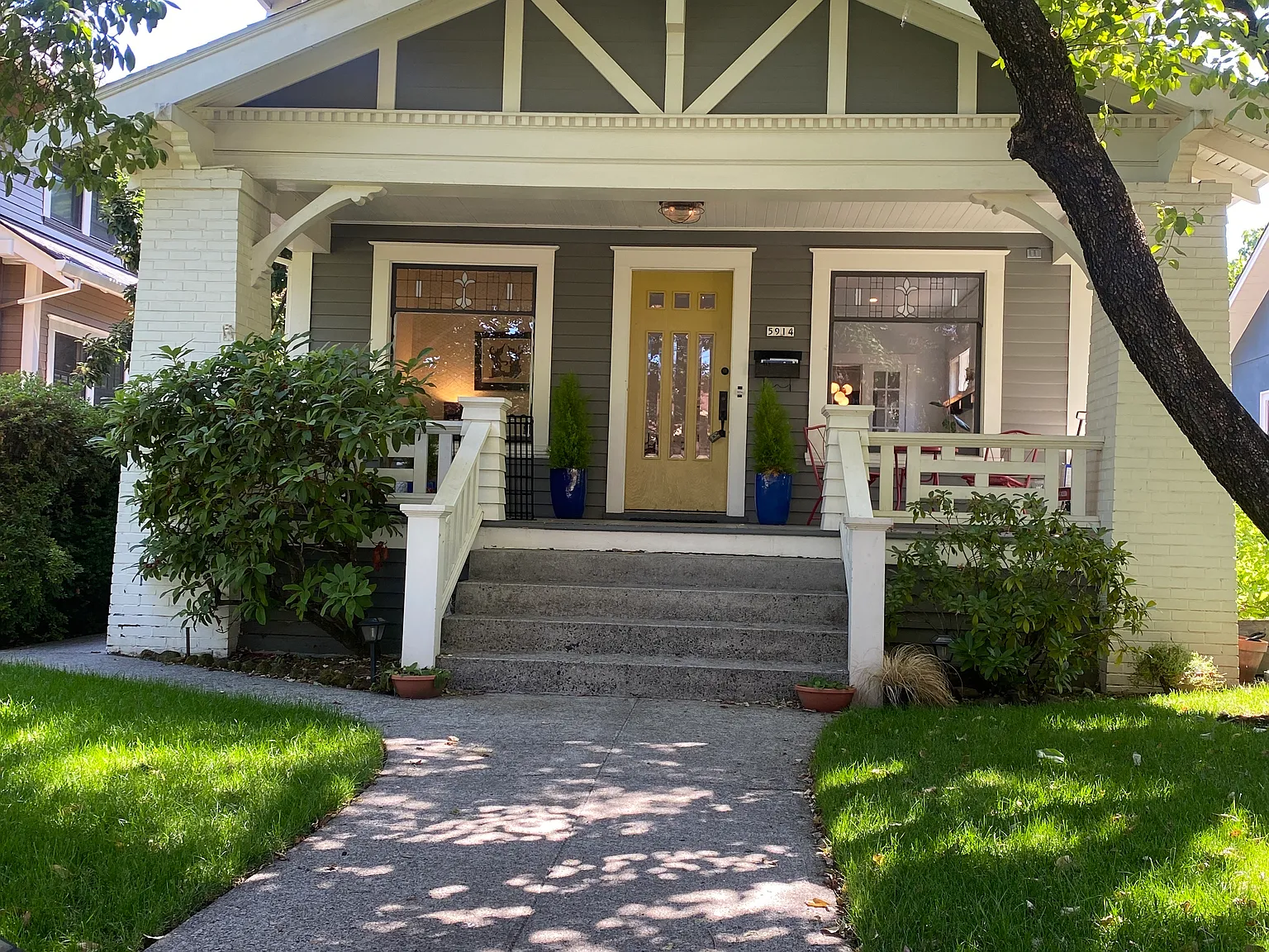 4 bed, 3.5 bath, 2550 sqft, $4,750 — Photo 1