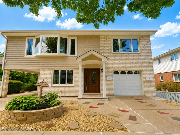 35 Cattaraugus St, Staten Island, NY 10301