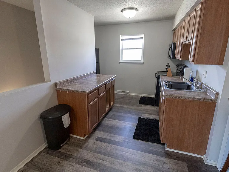 201 Wheaton Ct — Photo 9