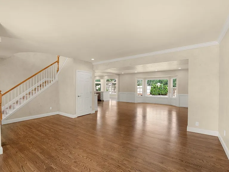 2420 Regal View Ct — Photo 7