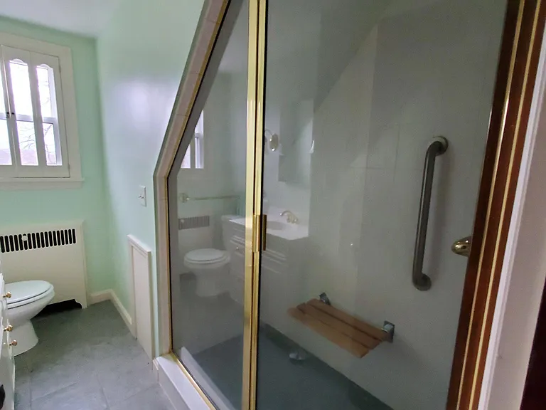 Walk in shower