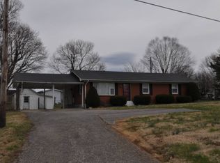 1445 Bradfordsville Rd, Lebanon, KY 40033