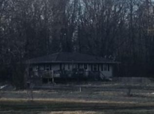 1990 Roslin Rd, Benton Harbor, MI 49022