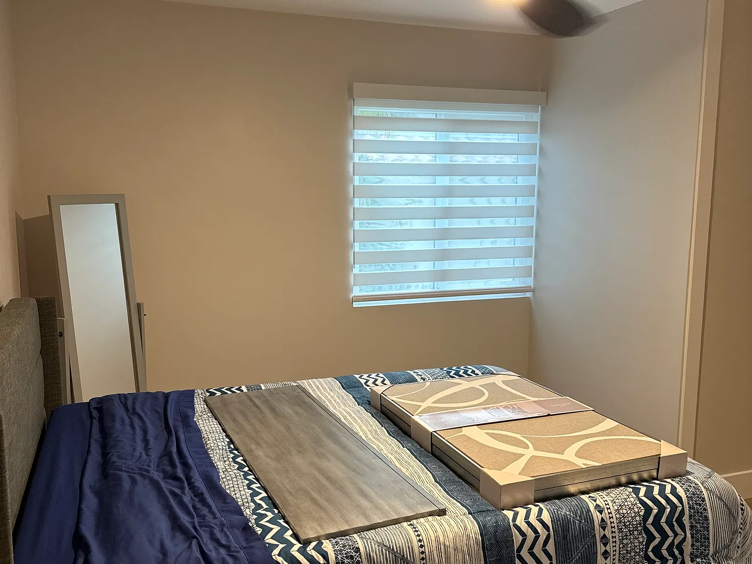 Private Bed Room / SDSU Students — Photo 2