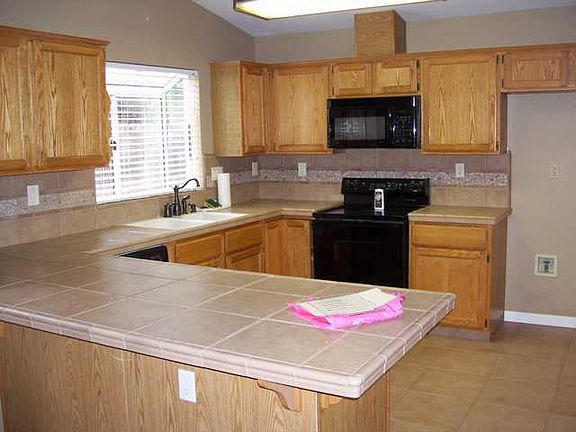 3rd image of 2306 Heritage Manor Dr
