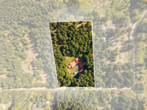 9025 Gilgan St, Cowichan Valley, BC V0R 3E1