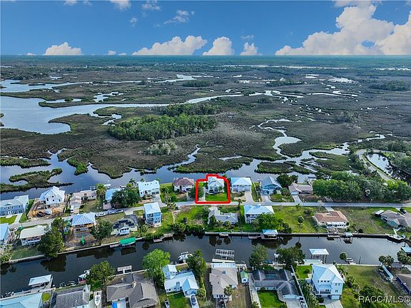 3rd image of 11729 W Coquina Ct