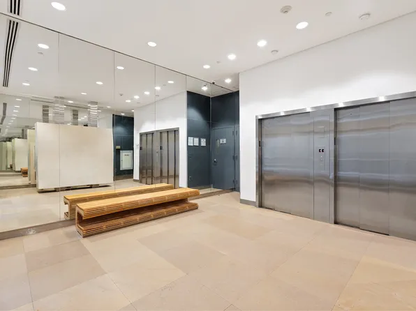 100 Hudson Street image 10 of 10