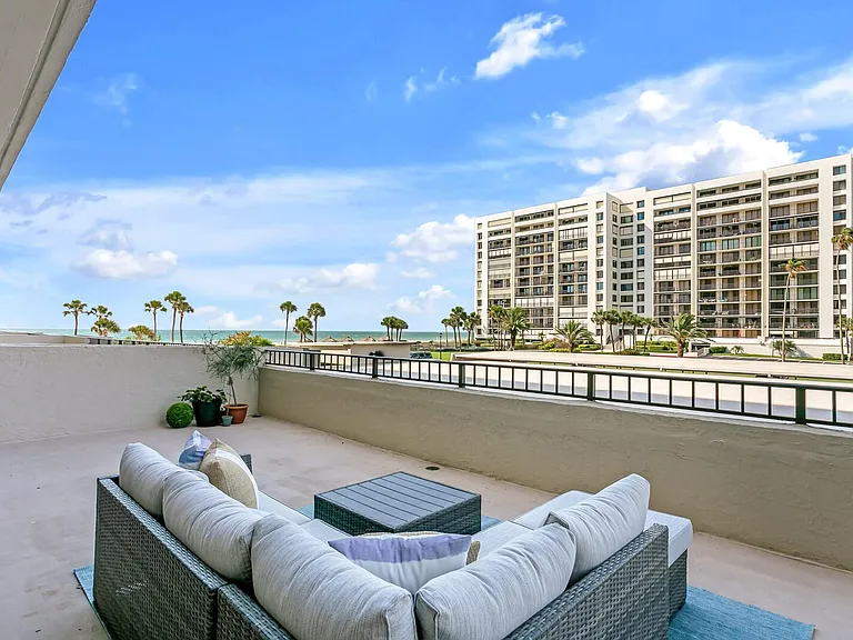 1480 Gulf Blvd #108 — Photo 29