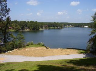 379 Point Windy Rd, Jacksons Gap, AL 36861