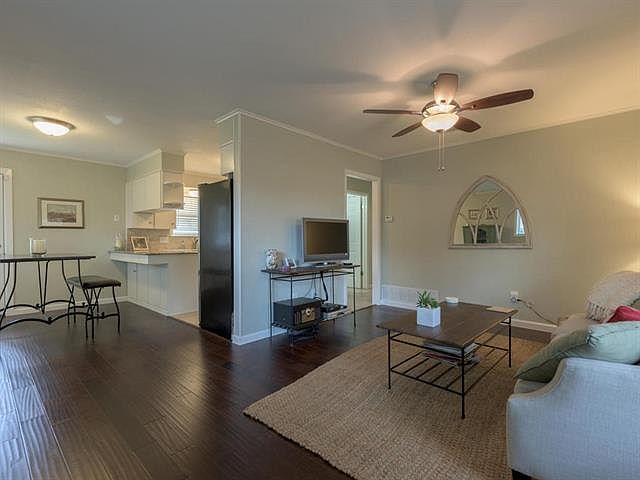 1st image of 6909 Hardy Dr #B