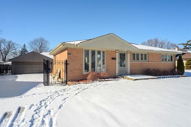 1st image of 3124 Derrough Ave