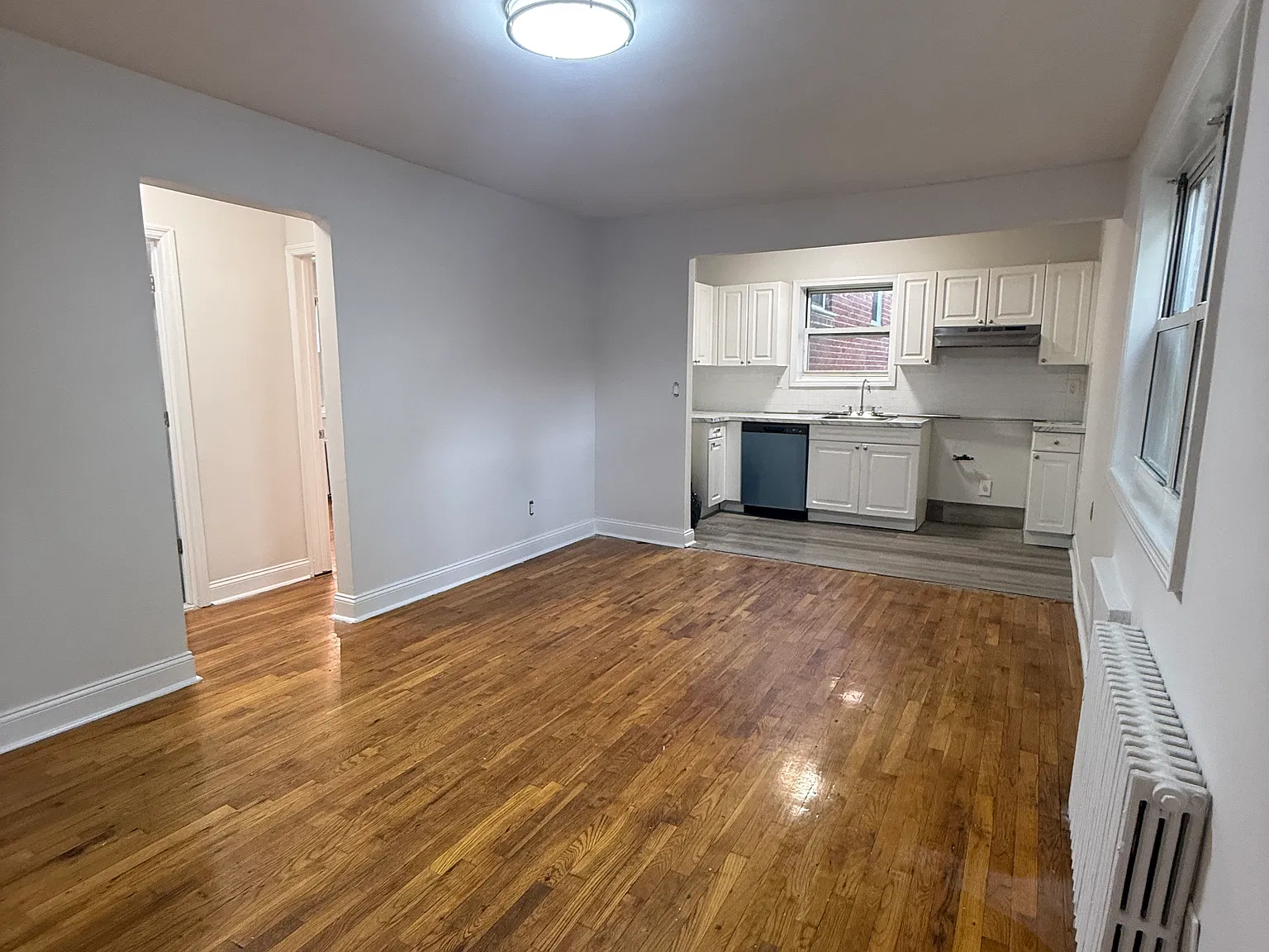 2 bed, 850 sqft, $2,650 — Photo 3