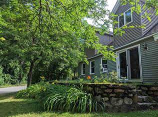 371 Schenkar Rd, Pownal, VT 05261