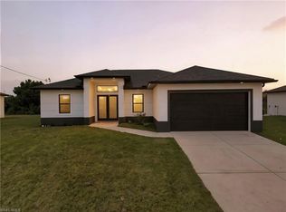 825 Frederick Reid St E, Lehigh Acres, FL 33971