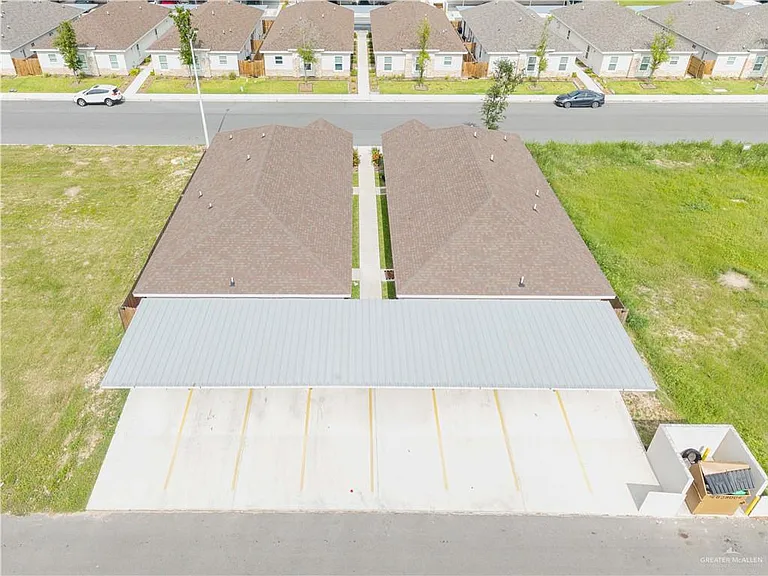 823 Abby St #3 — Photo 17