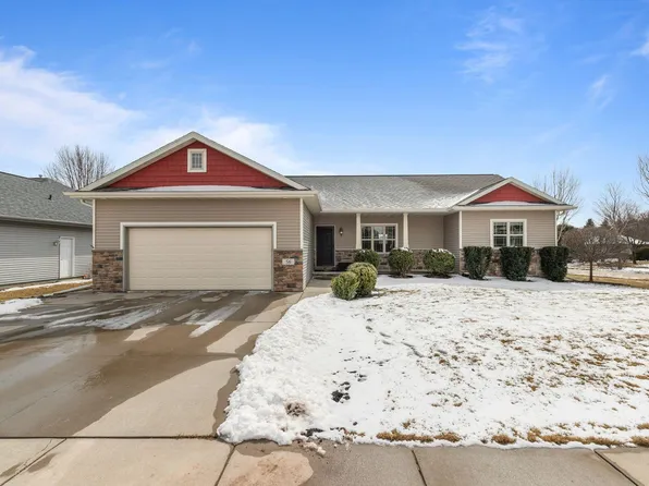 56 Bellevue Pl, Appleton, WI 54913