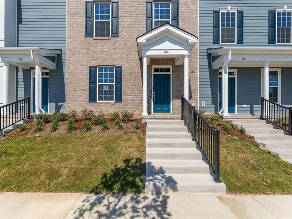 206 Freeman Dr, Hampton, VA 23666