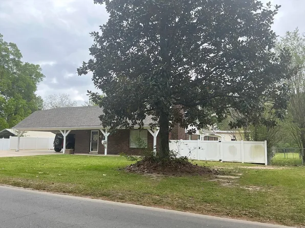 407 Cedar St, Crossett, AR 71635