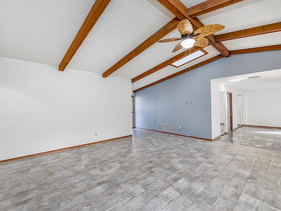 5th image of 4262 S Centennial Avenue