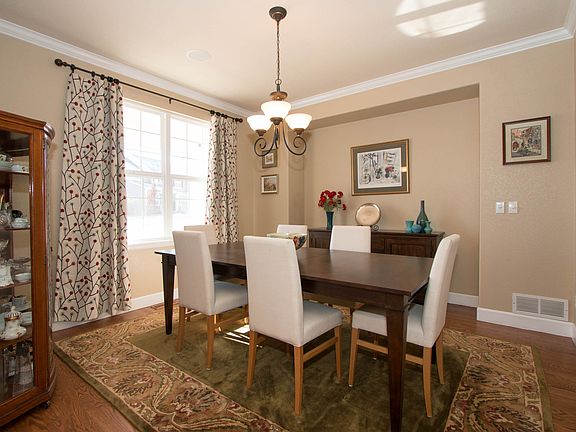 3rd image of 16421 Stonefeld Pl