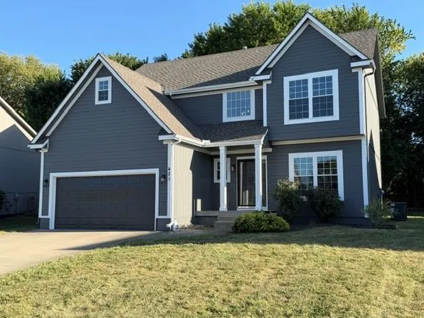 421 SW Stacey Dr, Lees Summit, MO 64082