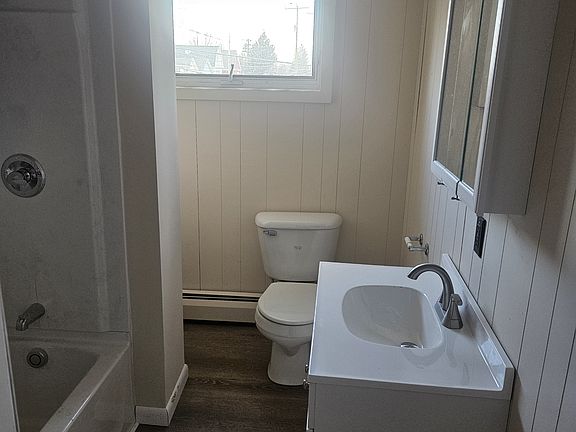 5th image of 168A S Main St #2