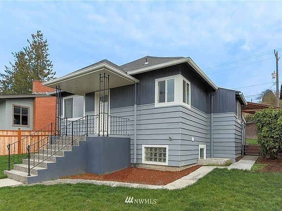 2nd image of 4722 47th Ave SW