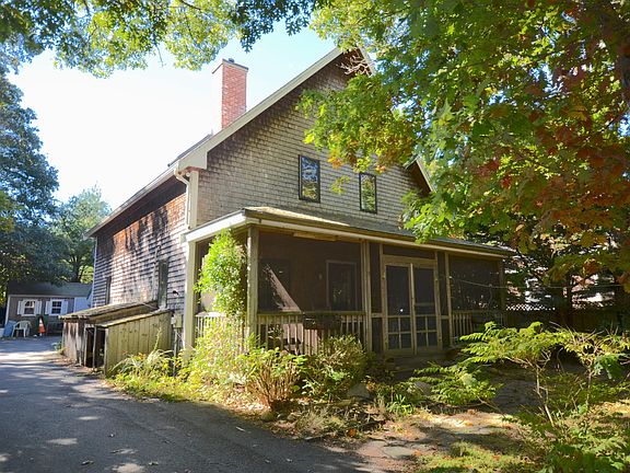 2nd image of 14 Linton Ave